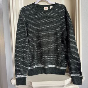 Levi's Green and White Classic Holiday Knit Sweater Size Medium